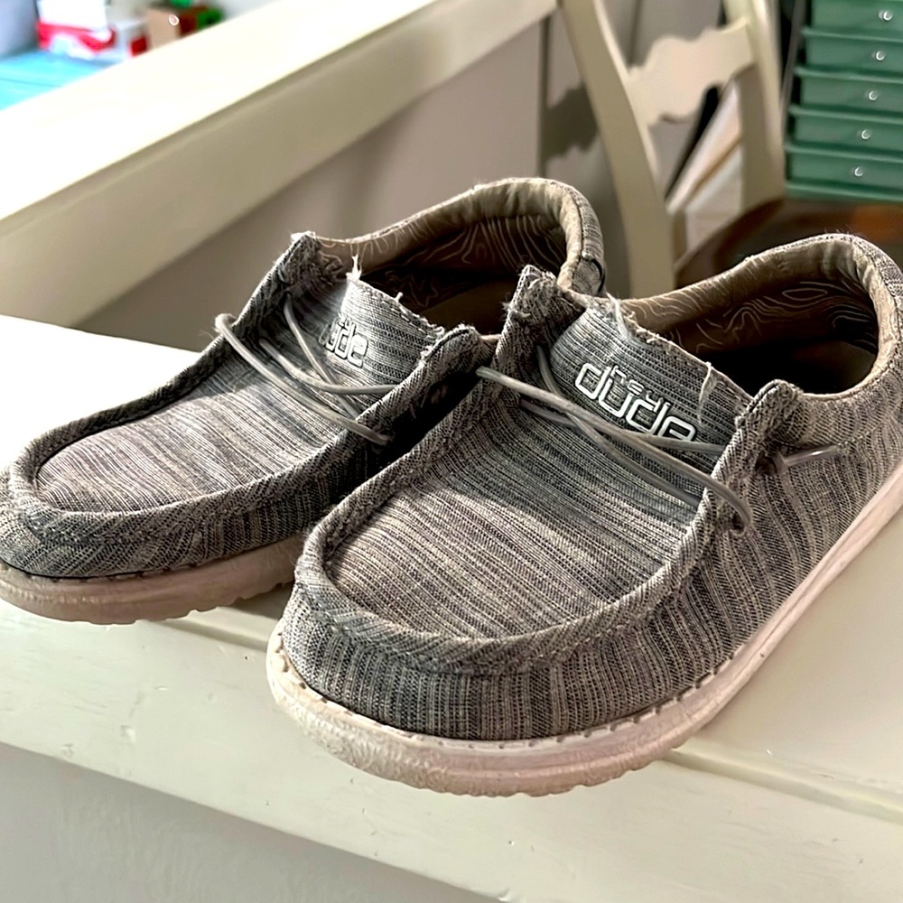 EUC!!!Kids hey dudes. Size 1. Worn only TWICE.Non smoking home